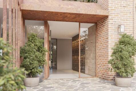 CGI main house