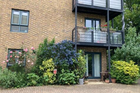 Property Image 8