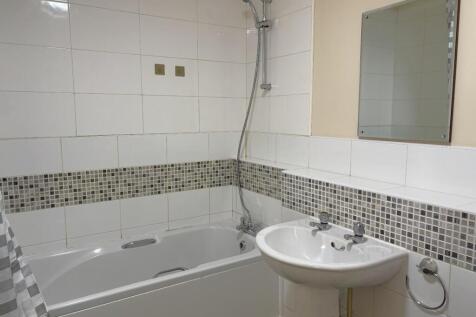 bathroom 2.jpeg