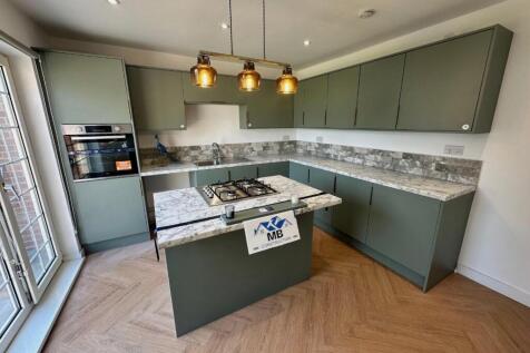 83 ashtree kitchen 3.jpeg