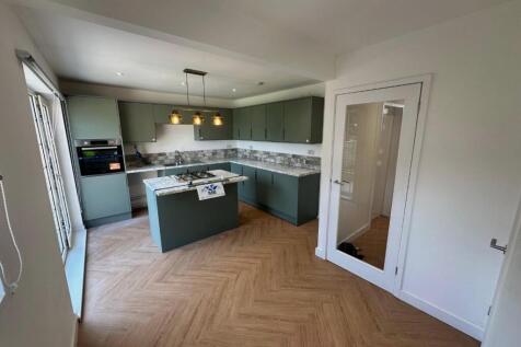 83 ashtree kitchen 5.jpeg