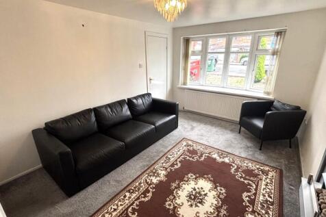 67 macdonalds close living room 2.jpeg