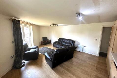 4 park mews living room.jpeg