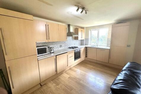 4 park mews kitchen 2.jpeg