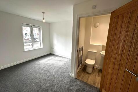 281 abbey road bedroom 1.jpeg