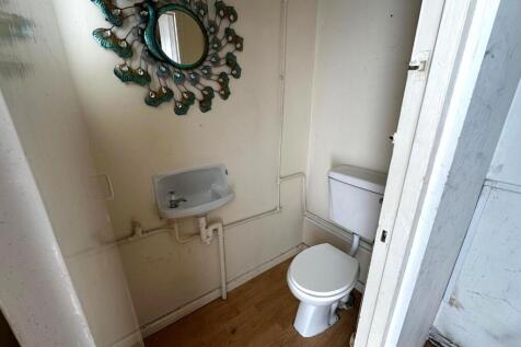 Borough bathroom 1.jpeg