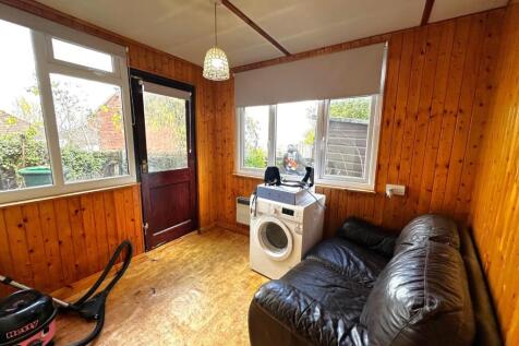 grace road conservatory 1.JPG