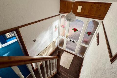 Broadway Staircase 1.jpeg