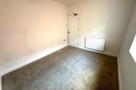 north street bedroom 4.JPG