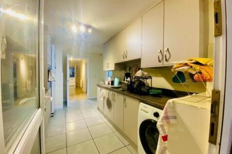 NAREL KITCHEN.jpeg