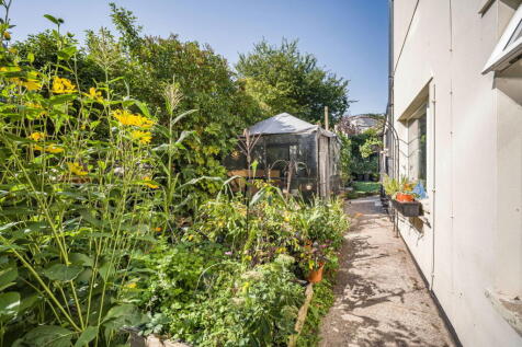 Property Image 38