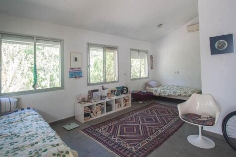 Property Image 35