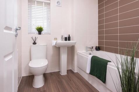 Hale main bathroom