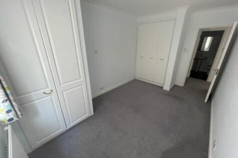 Bedroom 2 x2.jpg