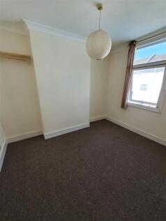 Bedroom 4 Resize.jpg