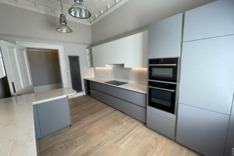 Kitchen 1 x3.jpg