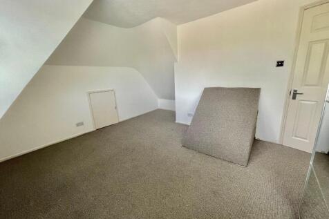 Bedroom 2 x2.jpg