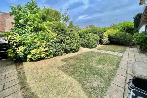 Front garden.jpg