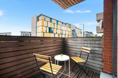 Balcony&#96;