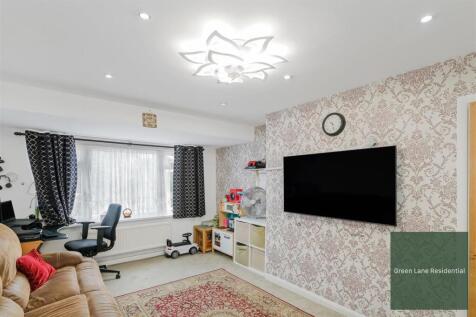 348 Chadwell Heath-11.jpg