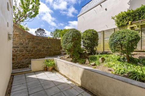 Patio/Rear