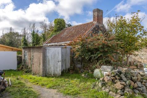 Outbuilding