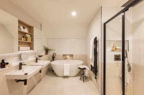 Ensuite bathroom