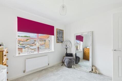 Bedroom 4 (1)