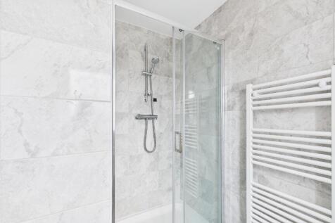 En suite (2)