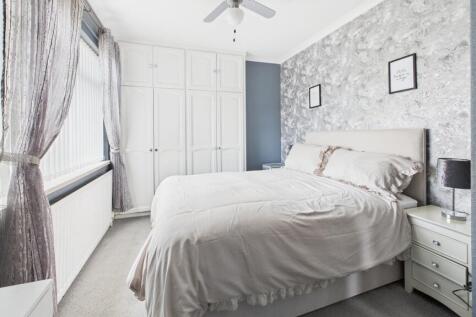 Denhill Park - Bedroom 1 (1)
