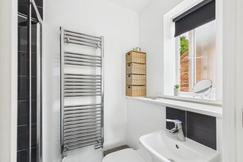 En Suite Bathroom