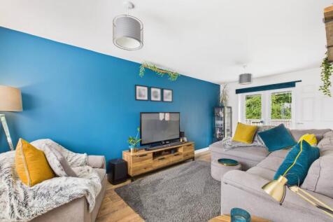 Living Room (1)