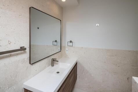 Property Image 100
