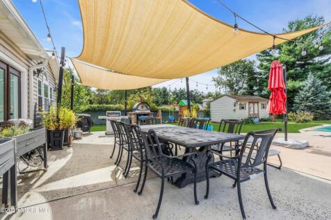 Property Image 61