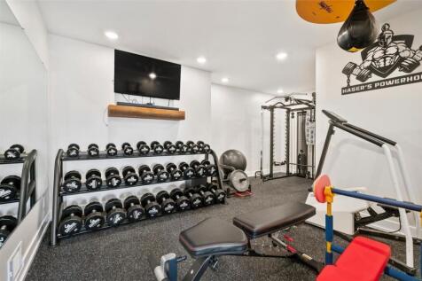 Property Image 38