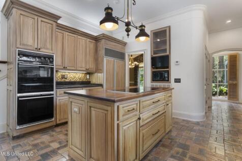 Property Image 136