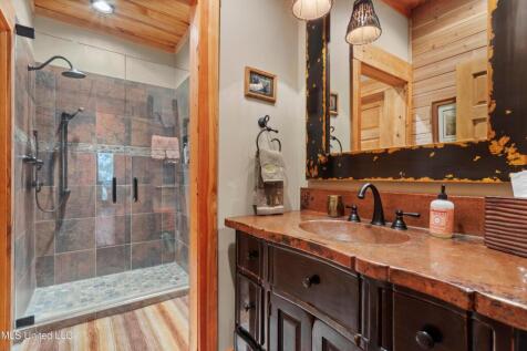 Property Image 111