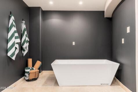 Property Image 64