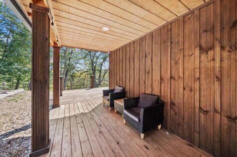 Property Image 104