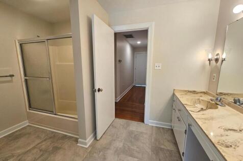 Property Image 102