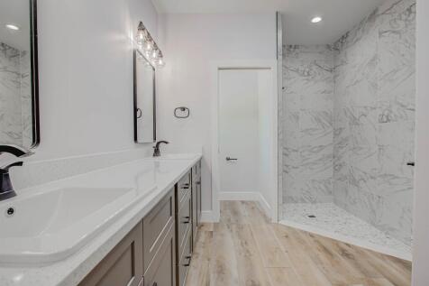 Property Image 76