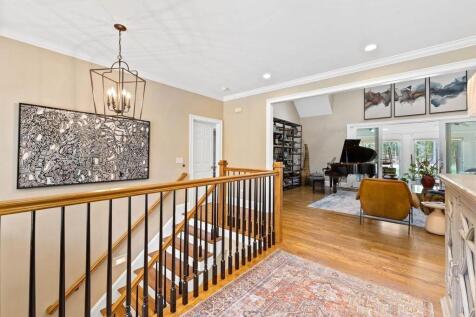 Property Image 100