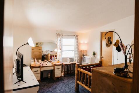 Property Image 100