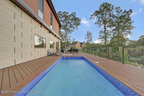 Property Image 118