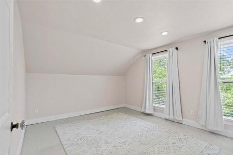 Property Image 71