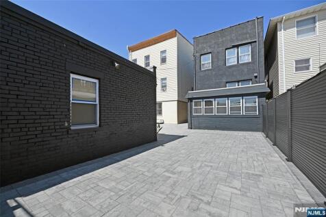 Property Image 43