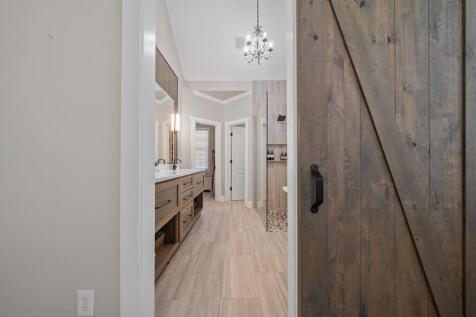 Property Image 103