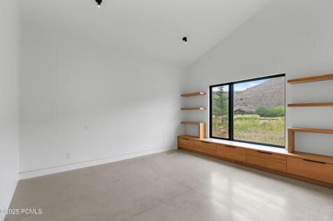 Property Image 81
