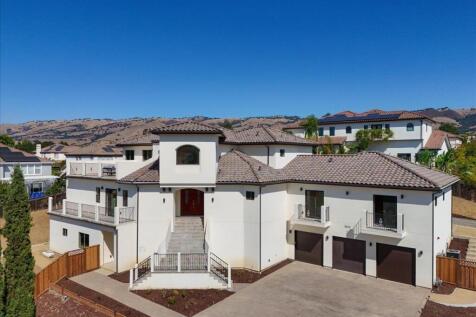 Property Image 100