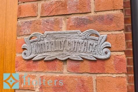 HOLT - Waterlily Cottage, Churchstoke-09.jpg